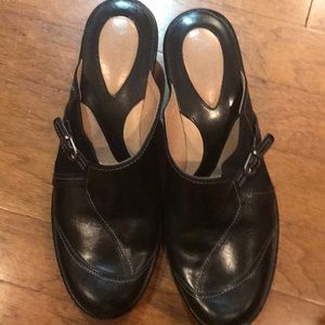 Black clogs